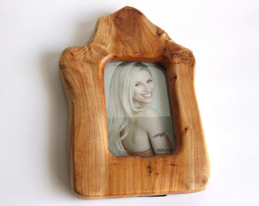 Hand-Crafted Root Wood Live Edge Picture Frame - 6"